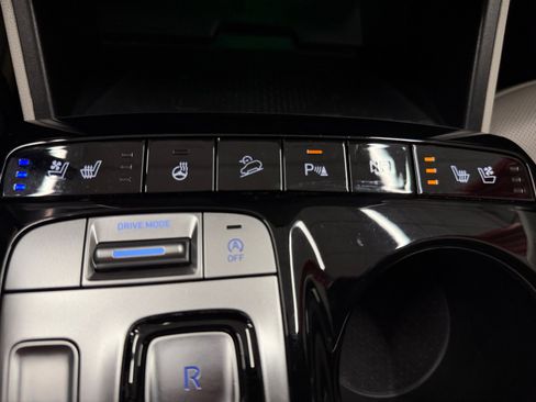 Used 2023 Hyundai Tucson Limited image 26