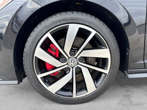 Used 2021 Volkswagen Jetta GLI Autobahn image 15