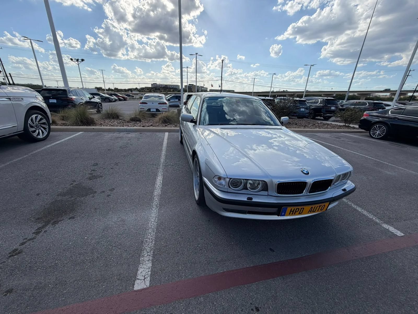 Used 2001 BMW 740i RWD image 6