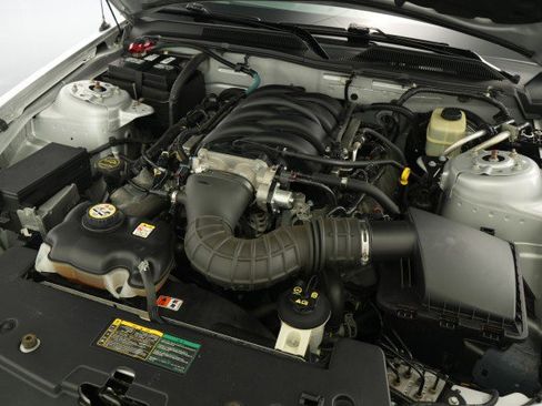 Used 2006 Ford Mustang GT image 50