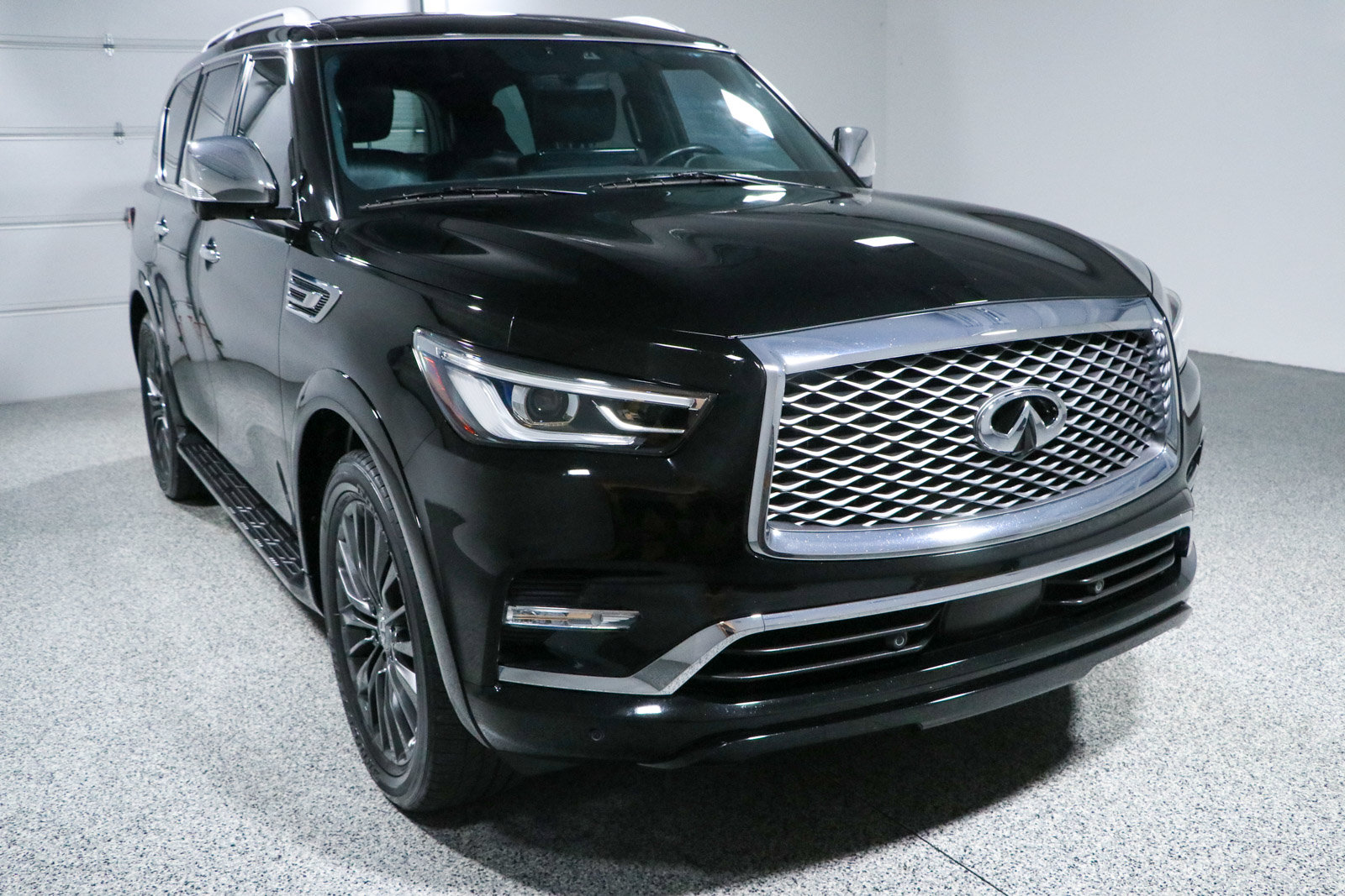Used 2023 INFINITI QX80 Sensory w/ Cargo Package AWD/4WD image 5