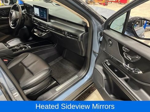 Certified 2023 Lincoln Corsair AWD w/ Equipment Group 102A image 28