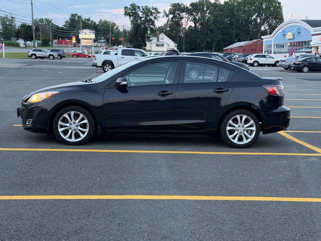 Used 2010 MAZDA MAZDA3 s Grand Touring FWD image 5