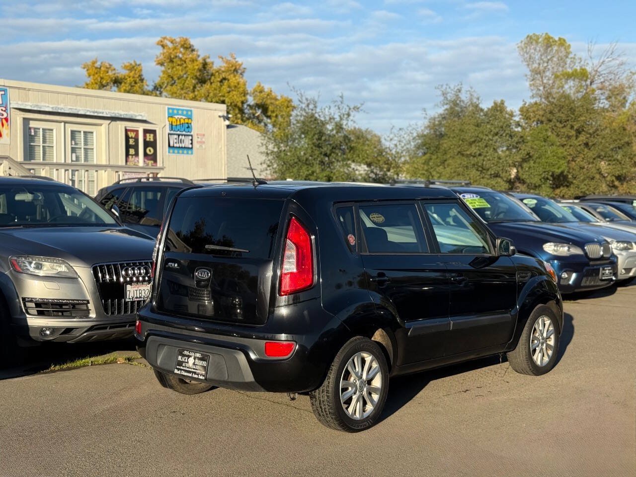 Used 2012 Kia Soul + FWD image 9