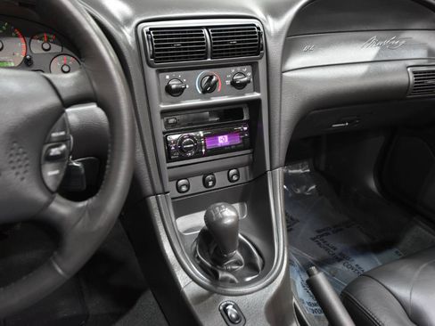 Used 2001 Ford Mustang GT RWD image 26