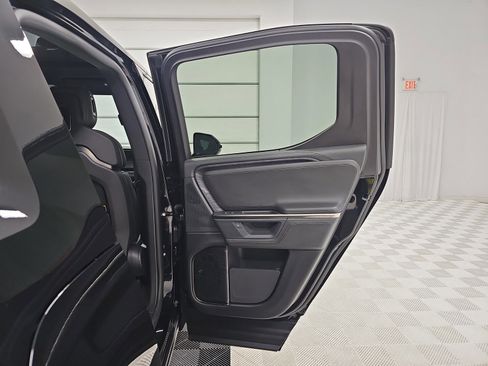 Used 2025 Rivian R1T Adventure image 19