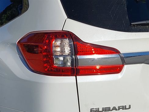 Used 2022 Subaru Ascent Touring image 11