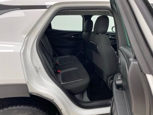 Used 2023 Chevrolet TrailBlazer LS image 14
