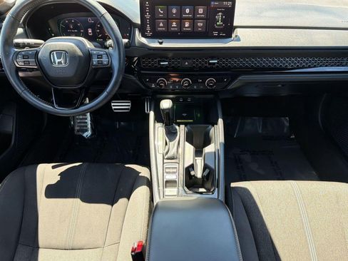 Used 2025 Honda Accord Sport image 15