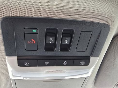 Used 2022 Nissan Pathfinder Platinum image 30