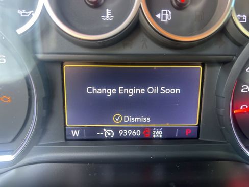 Used 2020 Chevrolet Silverado 1500 RST image 13