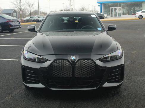 New 2026 BMW i4 xDrive40i w/ M Sport Package AWD/4WD image 3