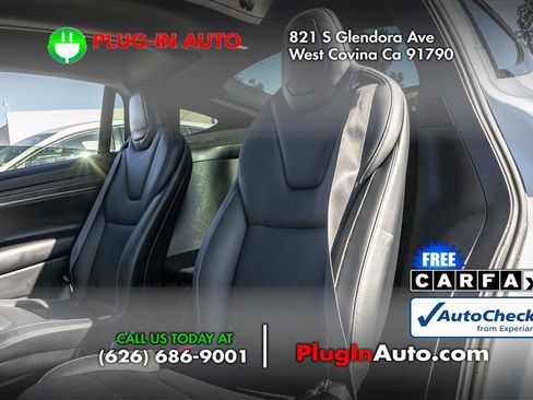 Used 2022 Tesla Model X Plaid image 12