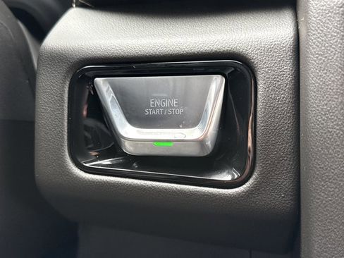 New 2026 GMC Yukon Elevation image 28