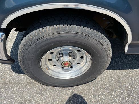 Used 1994 Ford F150 XL RWD image 4