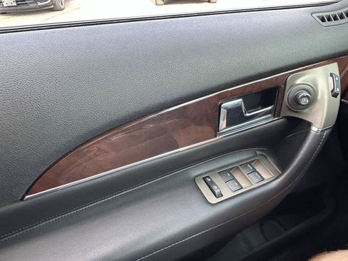 Used 2014 Lincoln MKX AWD w/ Equipment Group 101A image 26