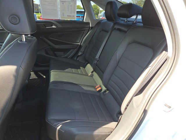 Used 2022 Volkswagen Jetta SE FWD image 11