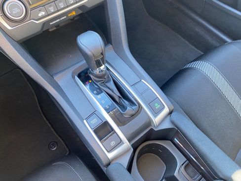 Used 2018 Honda Civic LX image 30