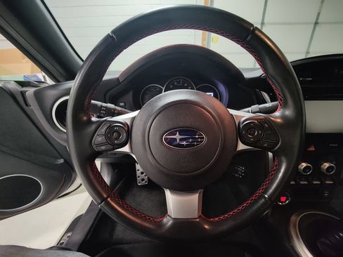 Used 2017 Subaru BRZ Limited RWD image 29