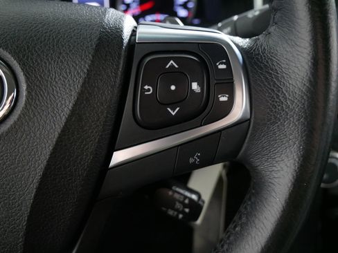 Used 2016 Toyota Camry SE image 28