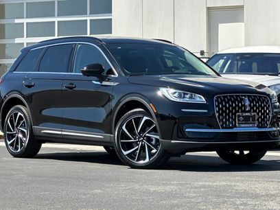 New 2025 Lincoln Corsair Reserve w/ Equipment Group 202A