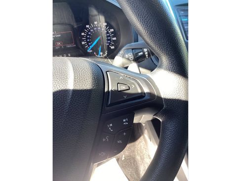 Used 2015 Ford Edge SE FWD image 35