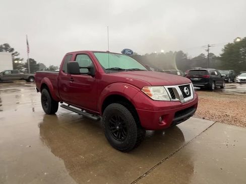 Used 2016 Nissan Frontier SV image 8