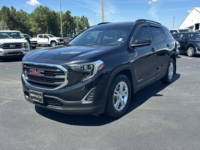 Certified 2020 GMC Terrain SLE w/ Driver Convenience Package FWD image 4