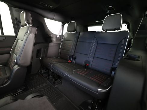 Used 2026 GMC Yukon XL AT4 Ultimate AWD/4WD image 15
