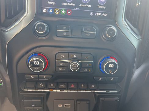 Used 2020 Chevrolet Silverado 1500 LT Trail Boss image 29