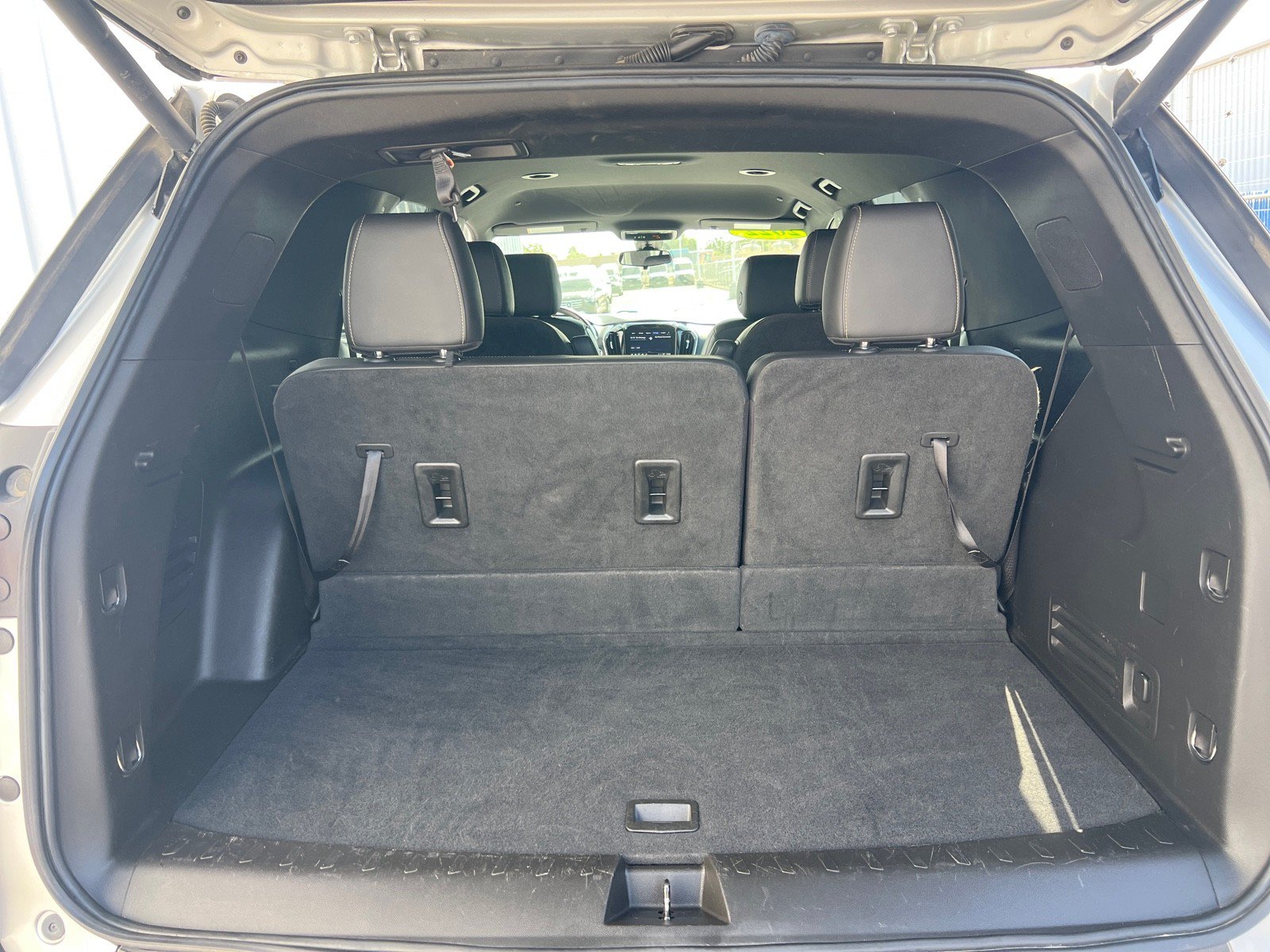 Used 2022 Chevrolet Traverse LT AWD/4WD image 11
