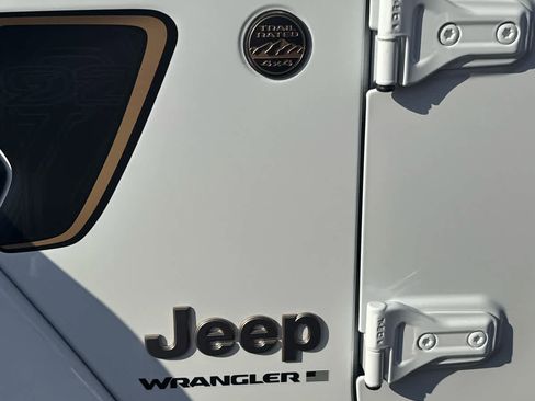 New 2025 Jeep Wrangler Unlimited Rubicon 392 image 13
