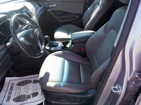 Used 2017 Hyundai Santa Fe Limited AWD/4WD image 19