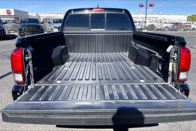 Used 2019 Toyota Tacoma TRD Sport w/ Technology Package AWD/4WD image 30