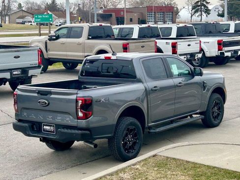 New 2026 Ford Ranger Lariat w/ Black Appearance Package image 6