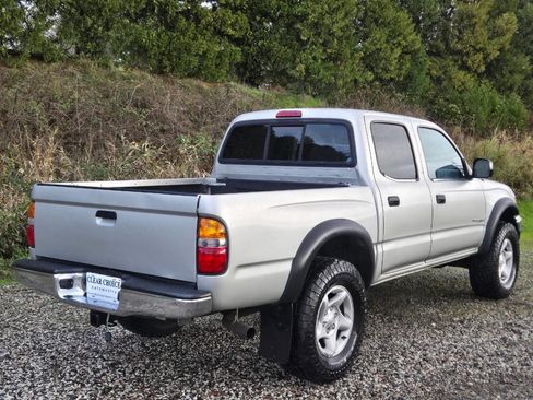 Used 2002 Toyota Tacoma PreRunner image 8