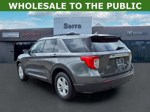 Used 2020 Ford Explorer XLT w/ Comfort Package AWD/4WD image 4