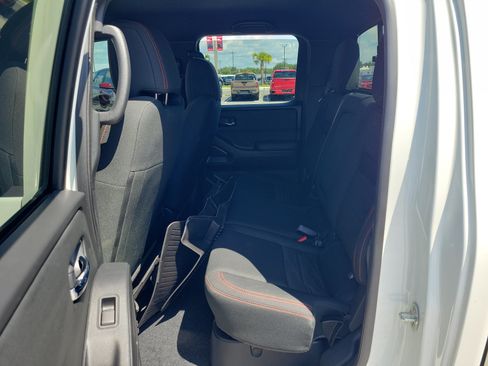 Certified 2024 Nissan Frontier PRO-4X w/ Technology Package AWD/4WD image 13