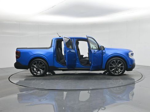 Used 2022 Ford Maverick XLT image 34