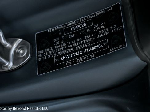 Used 2026 Lamborghini Temerario AWD/4WD image 16
