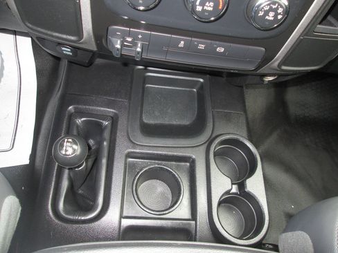 Used 2014 RAM 2500 Tradesman AWD/4WD image 14