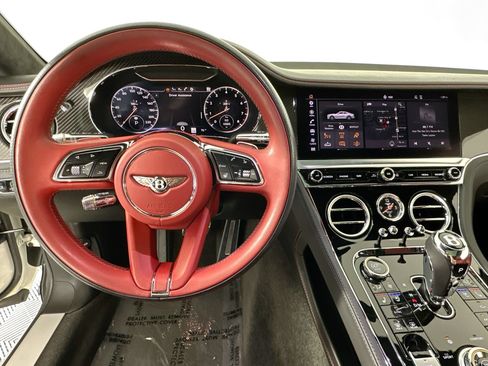 Certified 2022 Bentley Continental GT AWD/4WD image 13