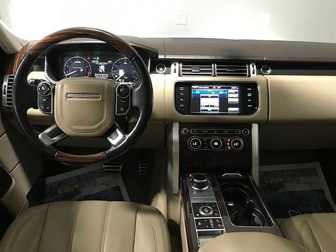 Used 2014 Land Rover Range Rover Supercharged AWD/4WD image 19