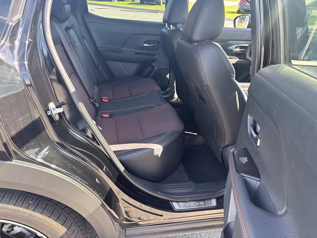 Certified 2025 Nissan Kicks SR w/ Illumination Package AWD/4WD image 25
