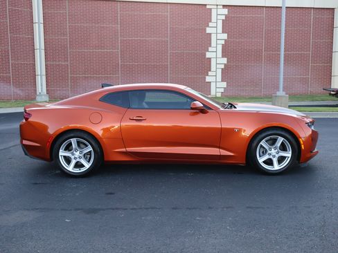 Used 2023 Chevrolet Camaro LT RWD image 28