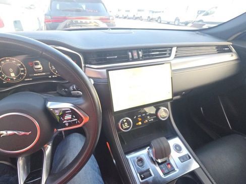 Used 2024 Jaguar F-PACE R-Dynamic S AWD/4WD image 8