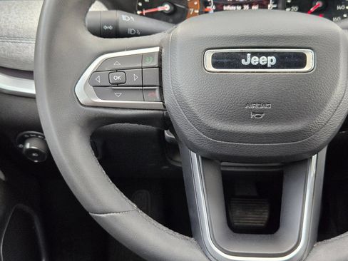 Used 2024 Jeep Compass Latitude AWD/4WD image 21