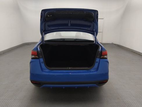 Used 2021 Nissan Versa SV FWD image 29