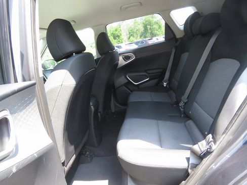 Used 2022 Kia Soul LX w/ Technology Package image 20