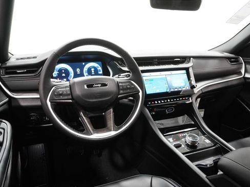 New 2026 Jeep Grand Cherokee Limited w/ Limited Altitude Package image 18